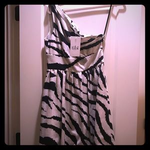 New! Tibi Zebra print one shoulder dress in size 6